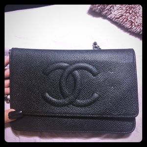 Chanel wallet on chain